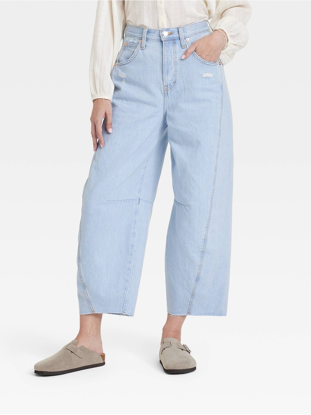Universal Thread High Rise Curved Barrel Leg Jeans